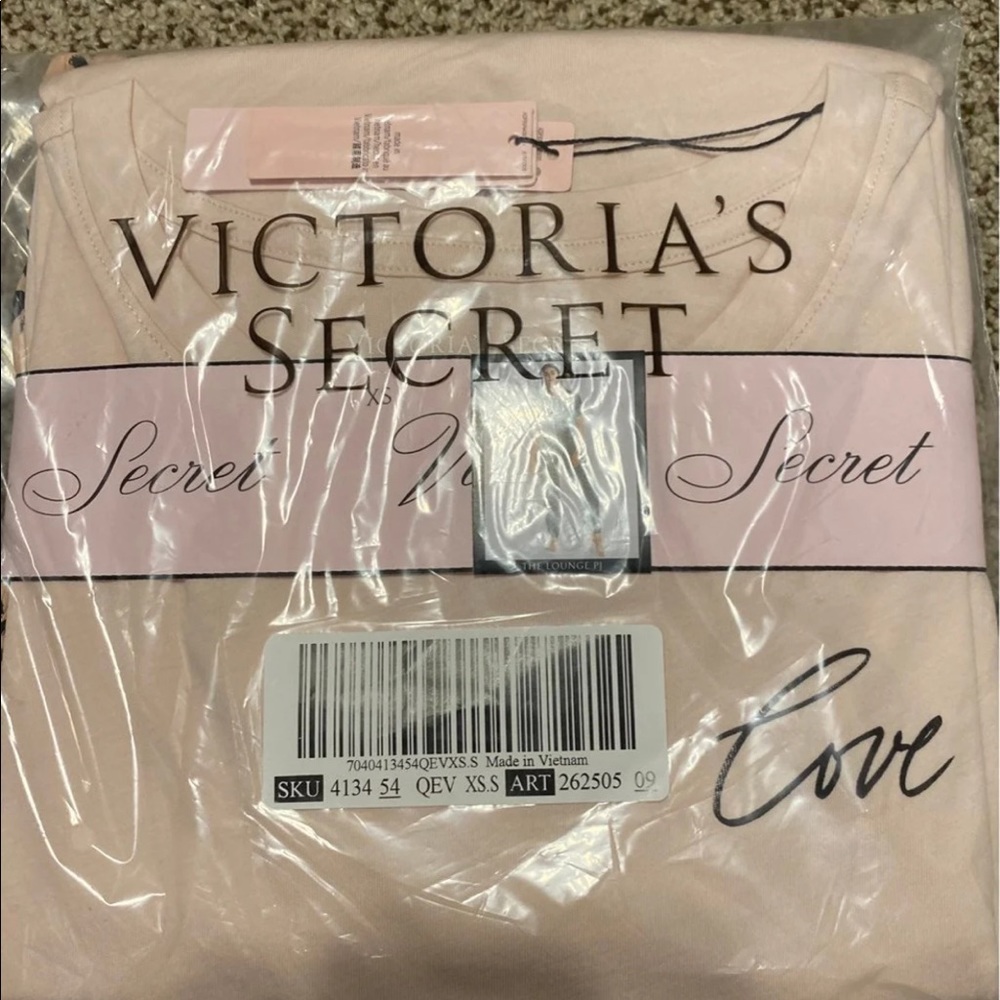 Victoria’s Secret pajama set